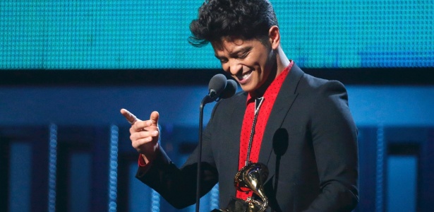 O cantor e hitmaker Bruno Mars será a atração do intervalo do Super Bowl deste ano - Reuters