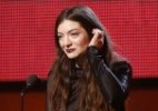 Com 17 anos, estreante Lorde vence melhor canção do ano no Grammy - Reuters