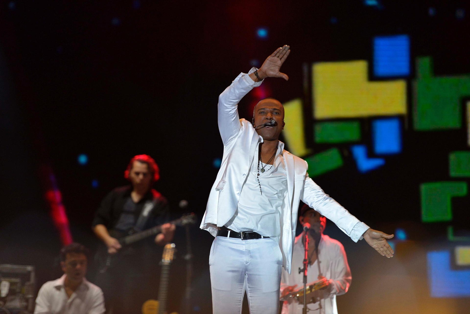 30.jan.2014 - Só Pra Contrariar se apresenta no Festival de Verão de Salvador - João Alvarez / UOL