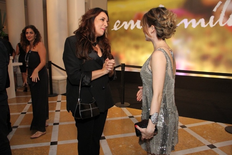 2.fev.2014 - Sandy e Ana Carolina na festa da novela "Em Família"