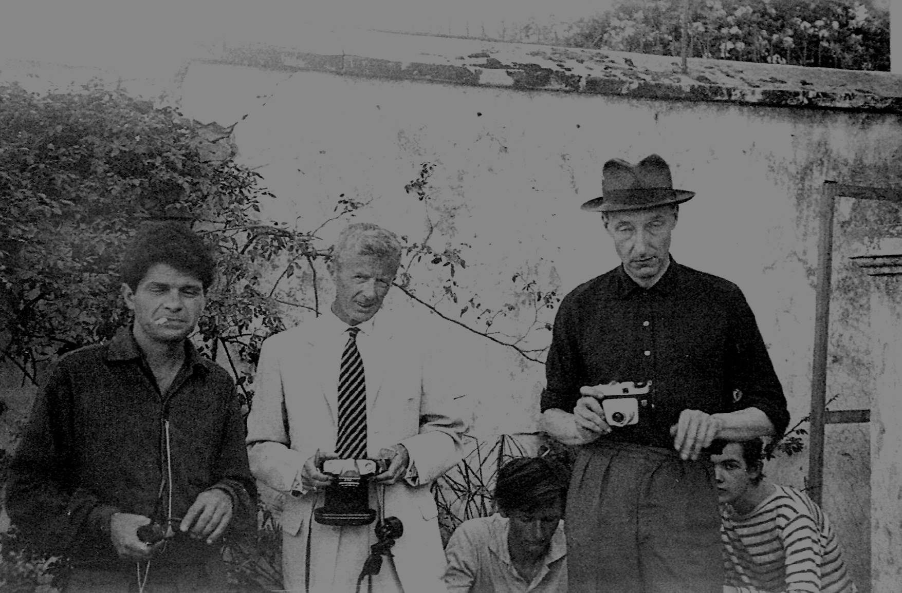 Gregory Corso, Paul Bowles e William Burroughs em fotos de 1950 - Reprodução