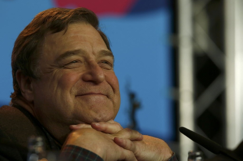 08.fev.2014 - John Goodman promove o filme "Caçadores de Obras-Primas" no Festival de Berlim - Reuters