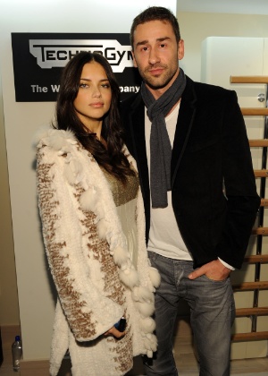 Adriana Lima e Marko Jaric resolveram se separar após cinco anos de casamento. Eles têm duas filhas