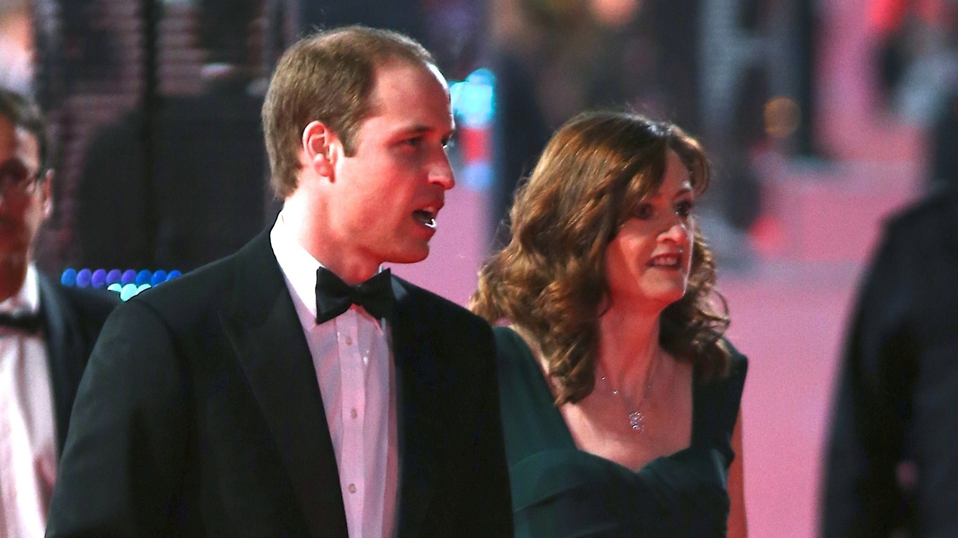 16.fev.2014 -Príncipe William no tapete vermelho do BAFTA 2014. A premiação acontece no Royal Opera House, em Londres, na noite deste domingo (16) - AFP