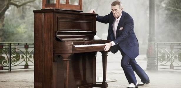 O ator e músico Hugh Laurie - Divulgação