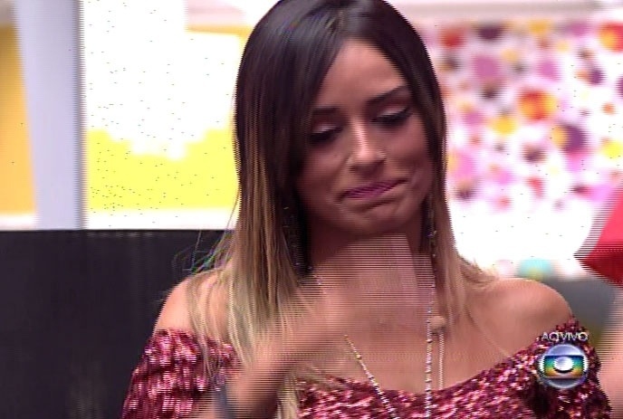 18.fev.2014 - Com 54% da preferência popular, Letícia foi eliminada do "Big Brother Brasil"
