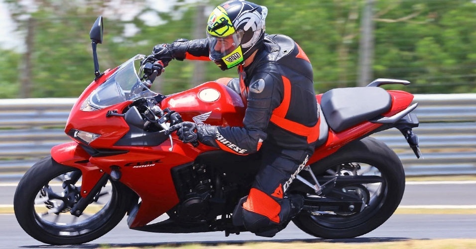 Honda CBR 500R - Divulgação
