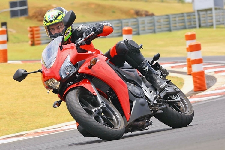 Honda CBR 500R - Divulgação
