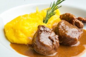 Restaurante Alemao Haus Munchen Lanca Cardapio De Verao Em Bh