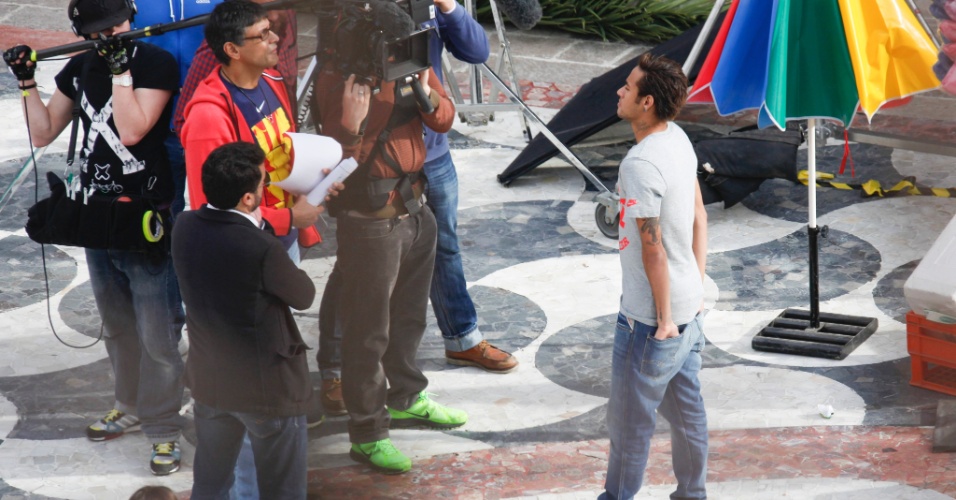 20.fev.2014 - Neymar grava comercial em Barcelona