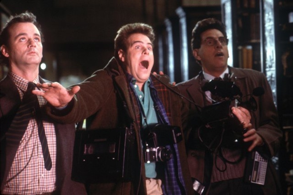 Bill Murray, Dan Aykroyd e Harold Ramis em cena de "Os Caça-Fantasmas" (1984) - Divulgação