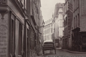 Foto que faz parte da exposição "Charles Marville: Fotógrafo de Paris". Marville foi contratado como fotógrafo oficial para registrar a reforma radical pela qual a cidade passou no século XIX - The Metropolitan Museum of Art, New York