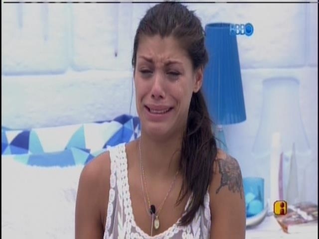 3.mar.2014 - Franciele chora e critica Diego: "É só patada"