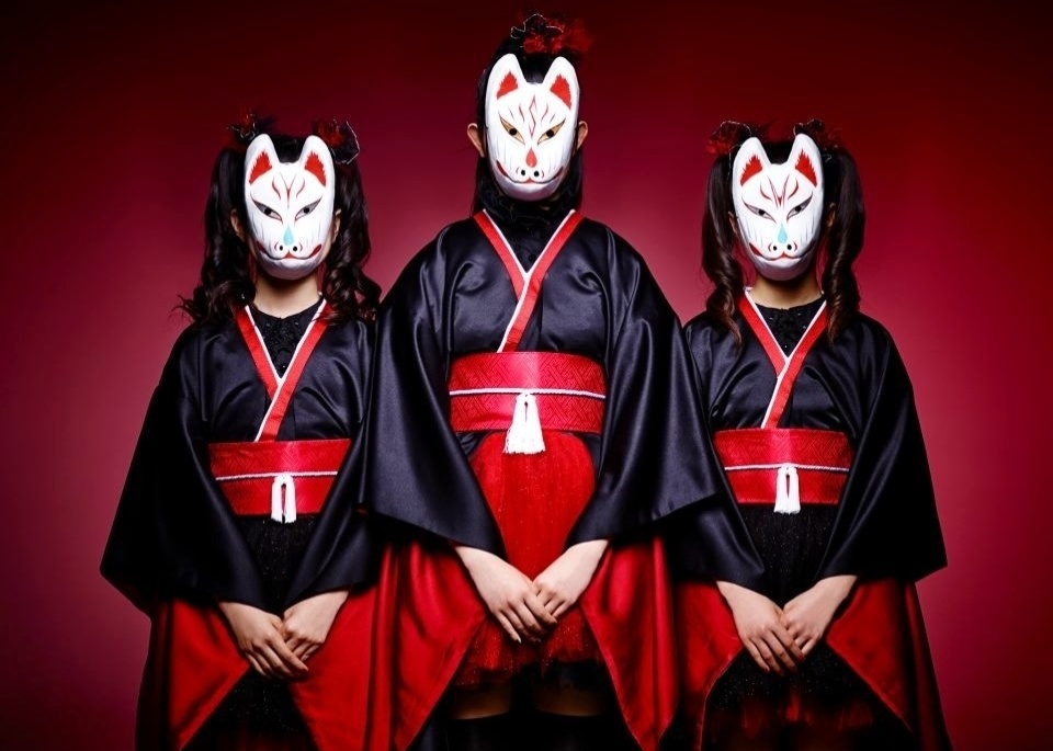 Suzuka, Moa, Yui, o trio do Babymetal formado por garotas que não conheciam o metal até começar a cantá-lo - Reprodução