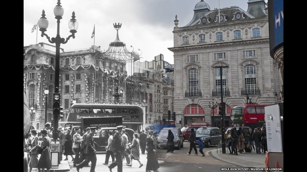 O Museu de Londres divulgou montagens de imagens históricas de pontos conhecidos da capital britânica "completadas" com fotos atuais, mostrando a transformação desses locais - London Museum