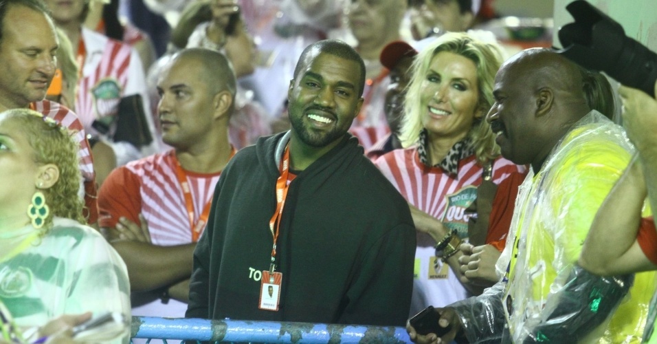 8.mar.2014 - Kanye West assiste aos desfiles no Rio