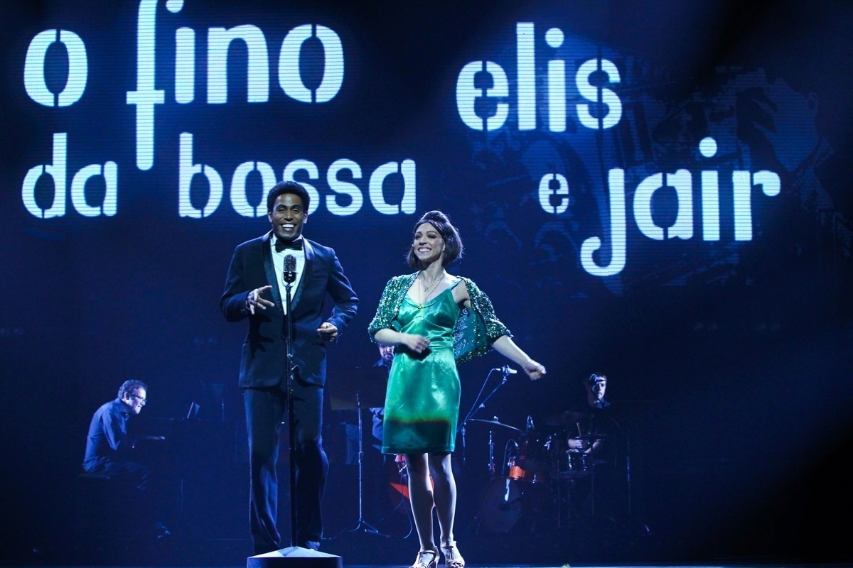 12.mar.2014 - Com texto de Nelson Motta e Patricia Andrade e direção de Dennis Carvalho, "Elis, A Musical" conta com Laila Garin como Elis Regina. A atriz ganhou o prêmio Shell de teatro por sua atuação - Manuela Scarpa/Photo Rio News