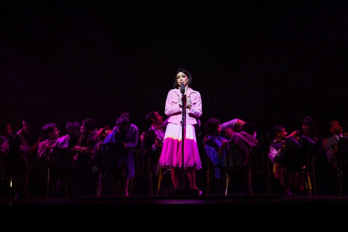 12.mar.2014 - O musical, que acompanha a trajetória da cantora, teve uma sessão com trechos encenados pelo elenco para a imprensa - Manuela Scarpa/Photo Rio News