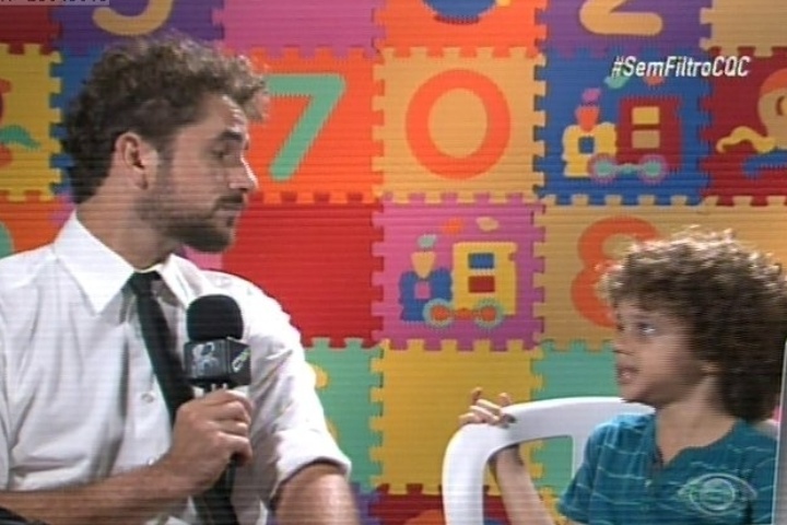 17.mar.2014 - Felipe Andreoli apresenta o quadro "Sem Filtro", no qual crianças comentam notícias de destaque