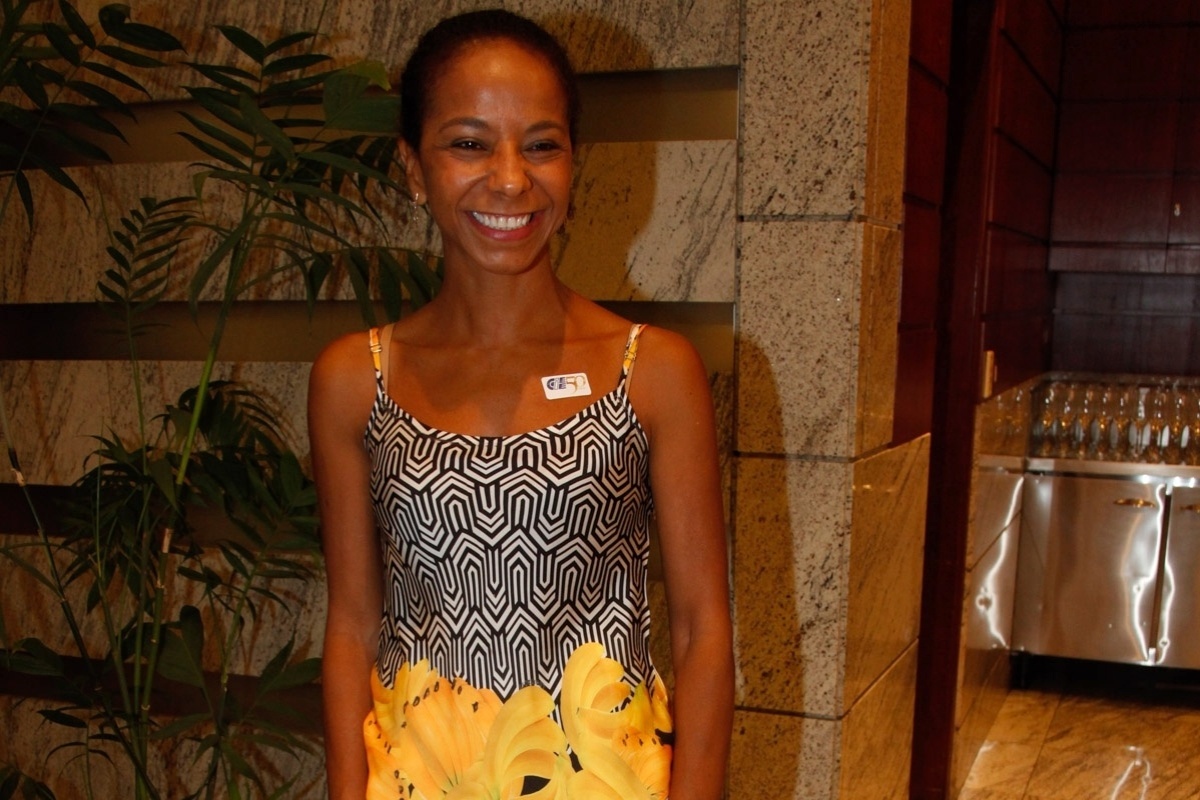 17.mar.2014 - Lena Roque na comemoração em São Paulo dos 10 anos do "Teatro nas Universidades" criado por Nicette Bruno e Paulo Goulart. O projeto, que visa levar o teatro até as universidades e já atingiu 114.237 mil estudantes em 166 instituições desde 2005, montará neste ano o espetáculo "13", de Sérgio Jockimann, com Paulo Goulart Filho e Roberto Arduin no elenco - Marcos Ribas/Photo Rio News