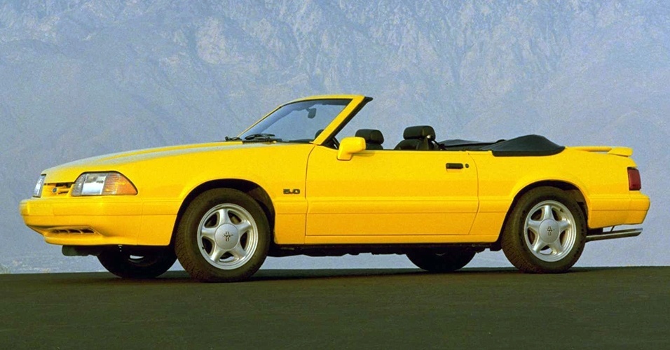 Ford Mustang 1993 - Divulgação