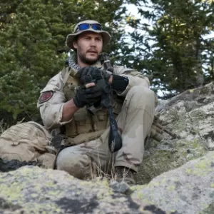 O Grande Herói recria ações militares dos EUA no Afeganistão - 19/03/2014  - UOL Entretenimento