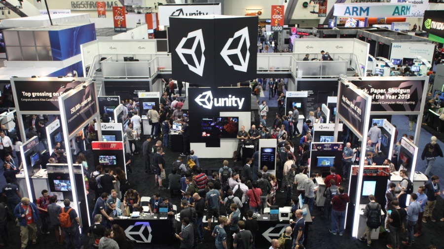 Público comparece ao estande do Unity, fabricante de um motor de games popular em plataformas móveis e na web - Divulgação/GDC