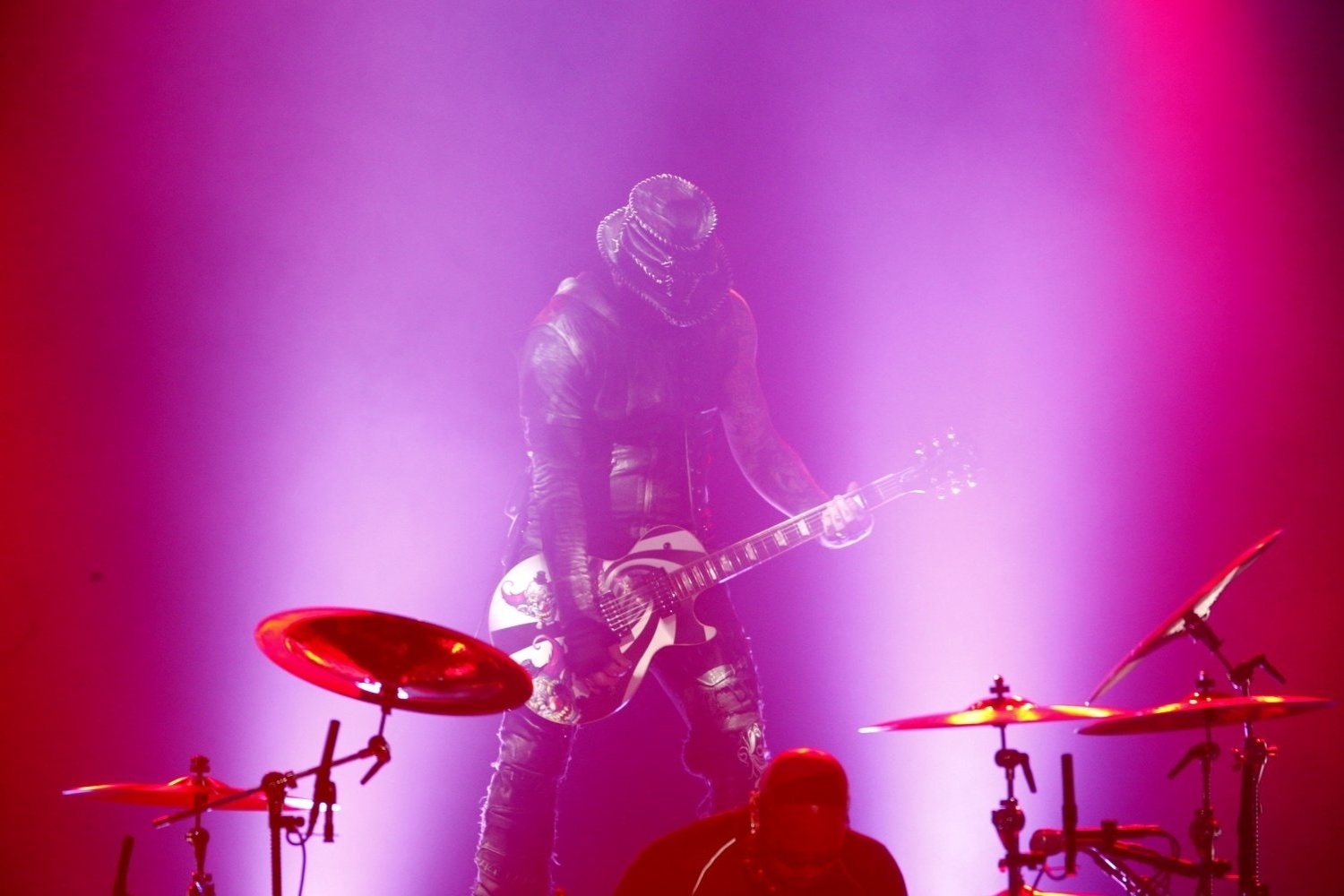 20.mar.2014 -  Guns N' Roses se apresenta no HSBC Arena na Barra da Tijuca, no Rio de Janeiro - Felipe Panfili/AgNews