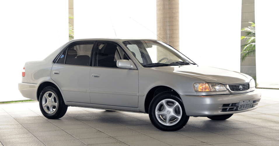 Toyota Corolla XEi 1.8 2002/02 - Murilo Góes/UOL