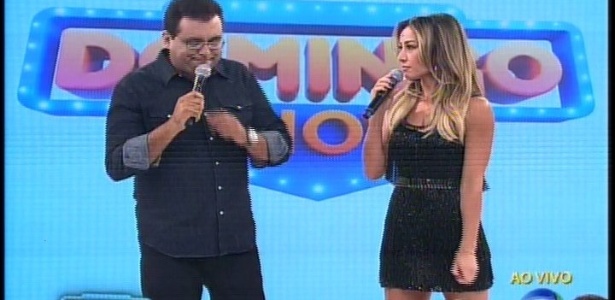 23.mar.2014 - Sabrina Sato e Geraldo Luís na estreia do programa "Domingo Show"