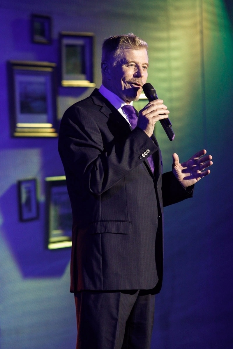 24.mar.2014 - Miguel Falabella comanda aula-show no teatro Sesi em São Paulo ao lado de atores que fizeram grandes musicais, como "O Fantasma da Ópera", "A Bela e a Fera", "Tim Maia", "A Noviça Rebelde", entre outros - Marcos Ribas/Foto Rio News