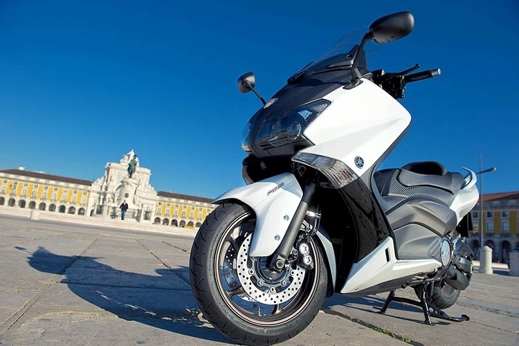Yamaha TMax 530 - Tozé Canaveira/Infomoto