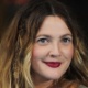 Drew Barrymore - tranças - Getty Images