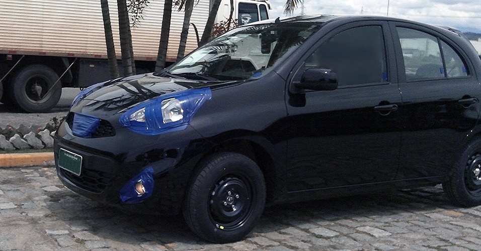 Flagra do novo Nissan March - Denis Ramos Alves/UOL