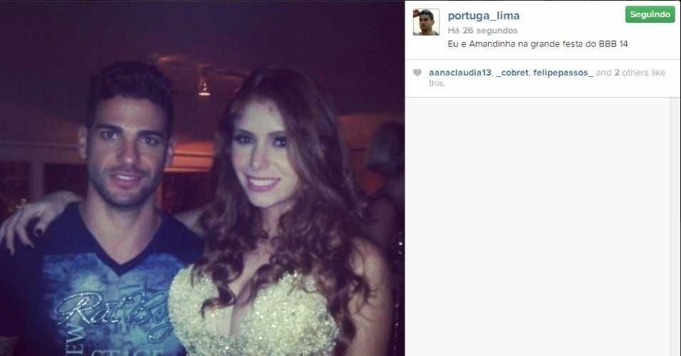 02.abr.2014 - Rodrigo posta foto com Amanda na festa do 