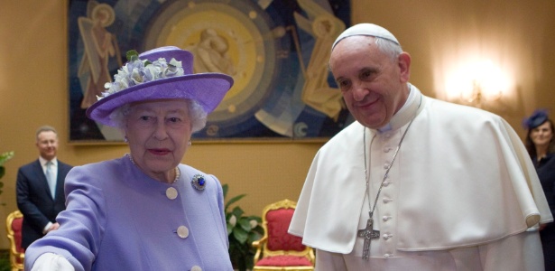 O Papa Francisco se encontrou com a Rainha Elizabeth II