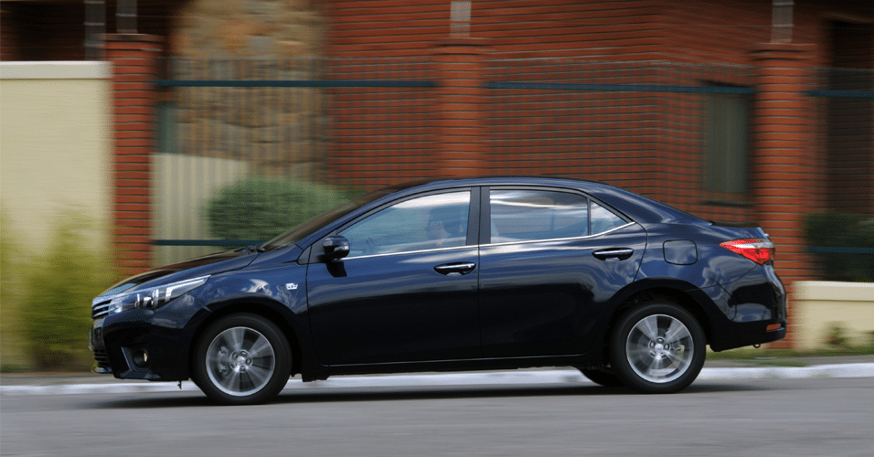 Toyota Corolla Altis 2015 - Murilo Góes/UOL