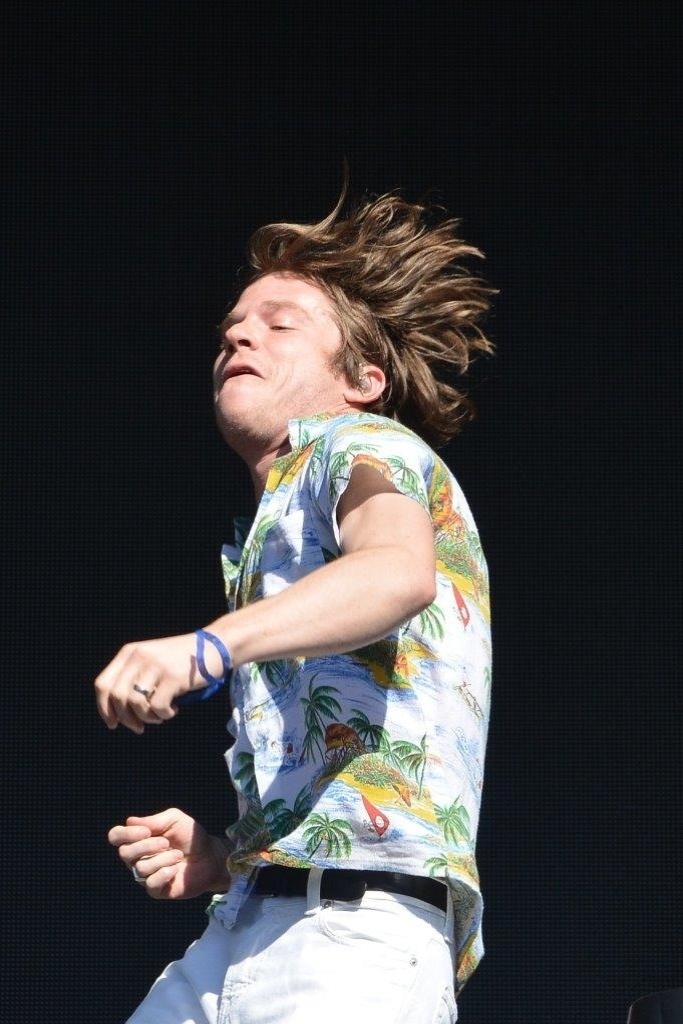 05.abr.2014 - O vocalista do Cage the Elephant, Matt Schutz, canta no Lollapalooza 2014 no Autódromo de Interlagos, em São Paulo - Caio Duran/AgNews