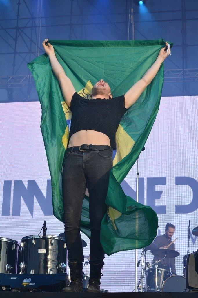 5.abr.2014 - Imagine Dragons faz show no Lollapalooza 2014 no Autódromo de Interlagos, em São Paulo - Caio Duran/AgNews