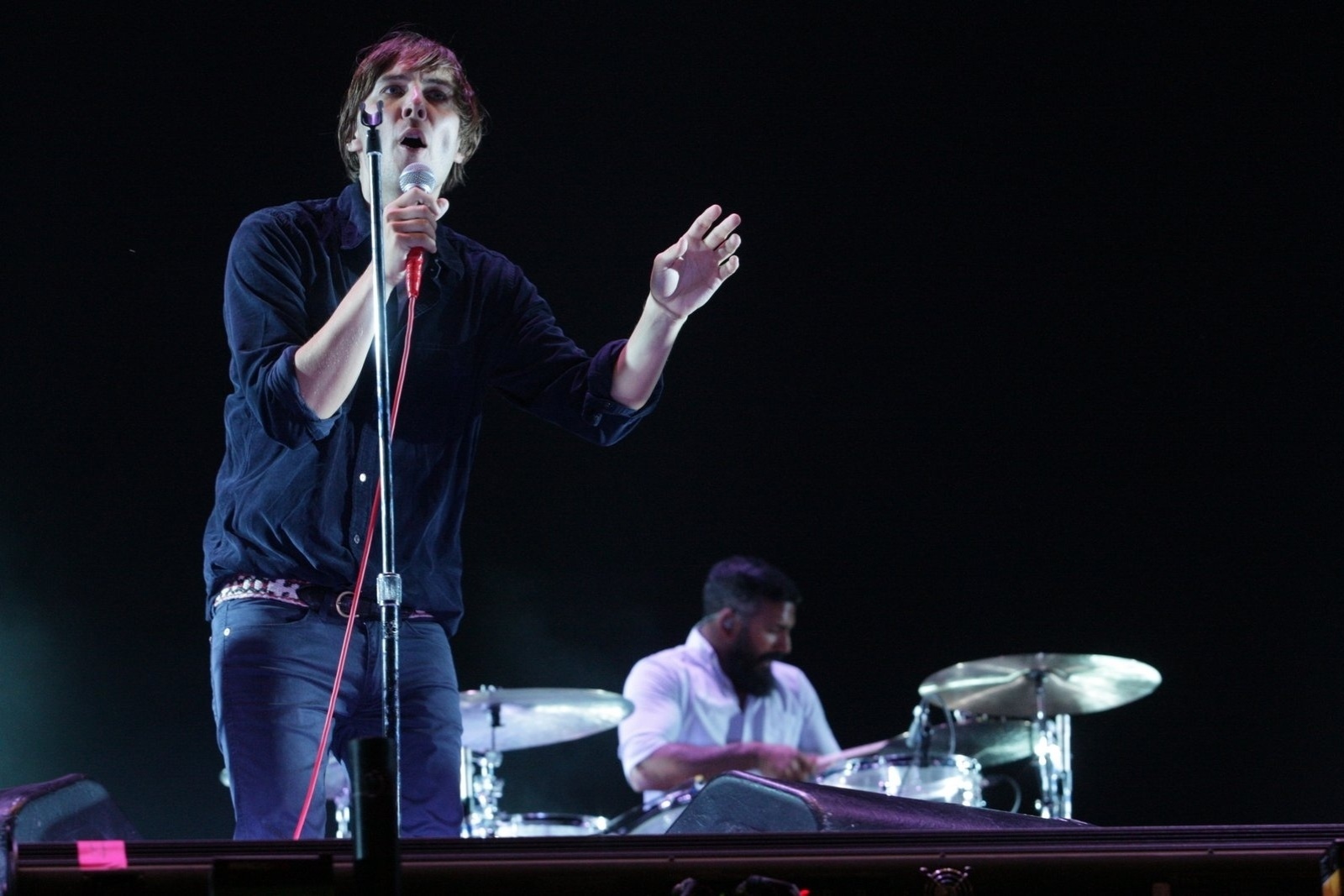 5.abr.2014 - Phoenix se apresenta no Lollapalooza 2014 no Autódromo de Interlagos, em São Paulo - Leo Franco/AgNews