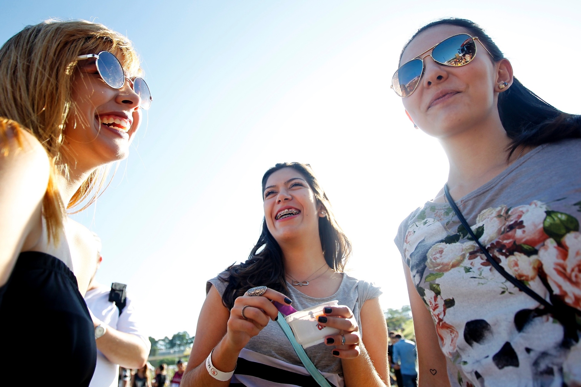 05.abr.2014 - Fãs no show do Julian Casablancas no Lollapalooza 2014 no Autódromo de Interlagos, em São Paulo - Reinaldo Canato/UOL