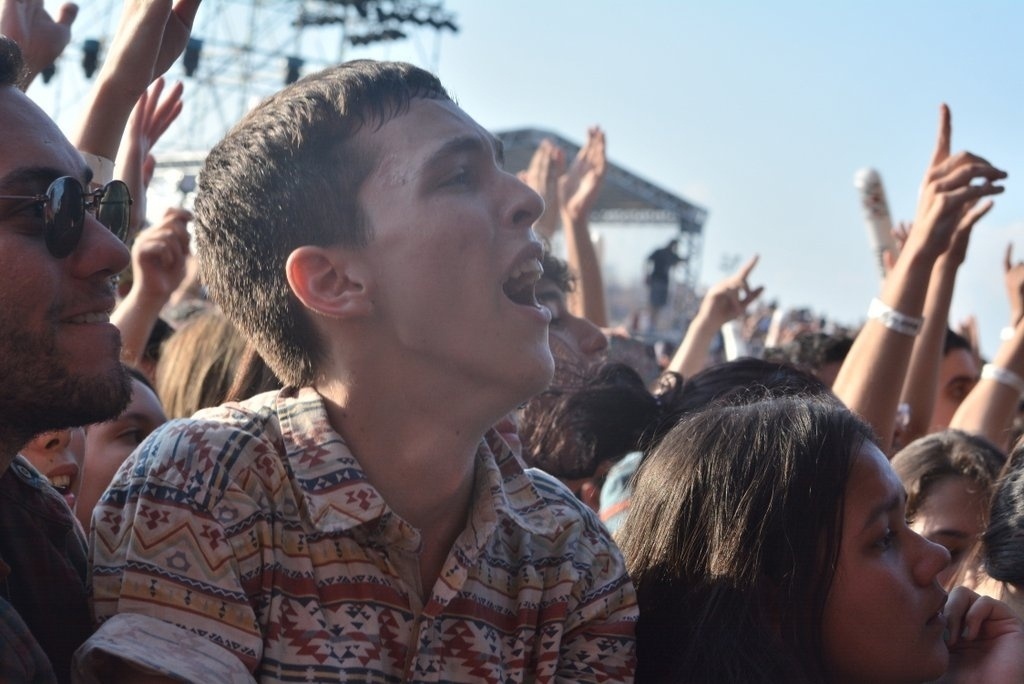 06.abr.2014 - Público curte o segundo dia do Festival Lollapalooza 2014 no Autódromo de Interlagos, em São Paulo - AgNews