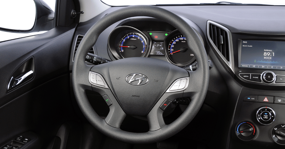 Hyundai HB20S 1.6  A/T Edição Copa do Mundo FIFA - Murilo Góes/UOL