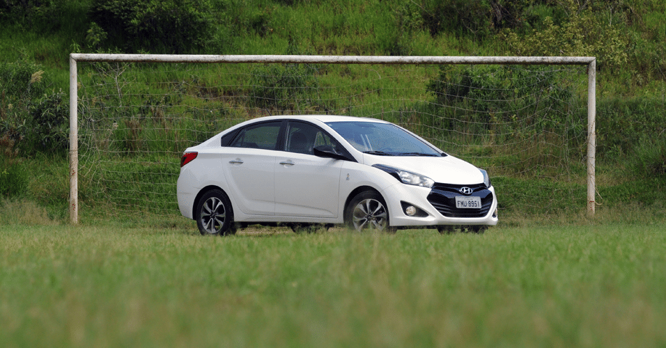 Hyundai HB20S 1.6  A/T Edição Copa do Mundo FIFA - Murilo Góes/UOL