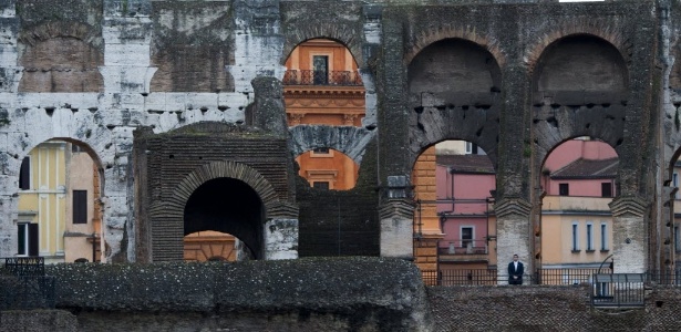 Estrutura do Coliseu, em Roma, em março de 2014 - Saul Loeb/AFP