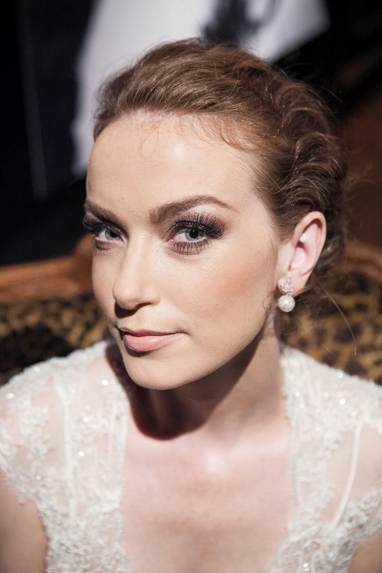 ?Esse make é natural e elegante, e é ideal para qualquer tom de pele, basta dosar os tons que melhor combinem com você?, diz o cabeleireiro e maquiador Junior Mendes - Rodrigo Capote/UOL