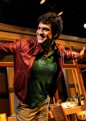 Mateus Solano na peça "Do Tamanho do Mundo"  - Cláudio Augusto/Photo Rio News