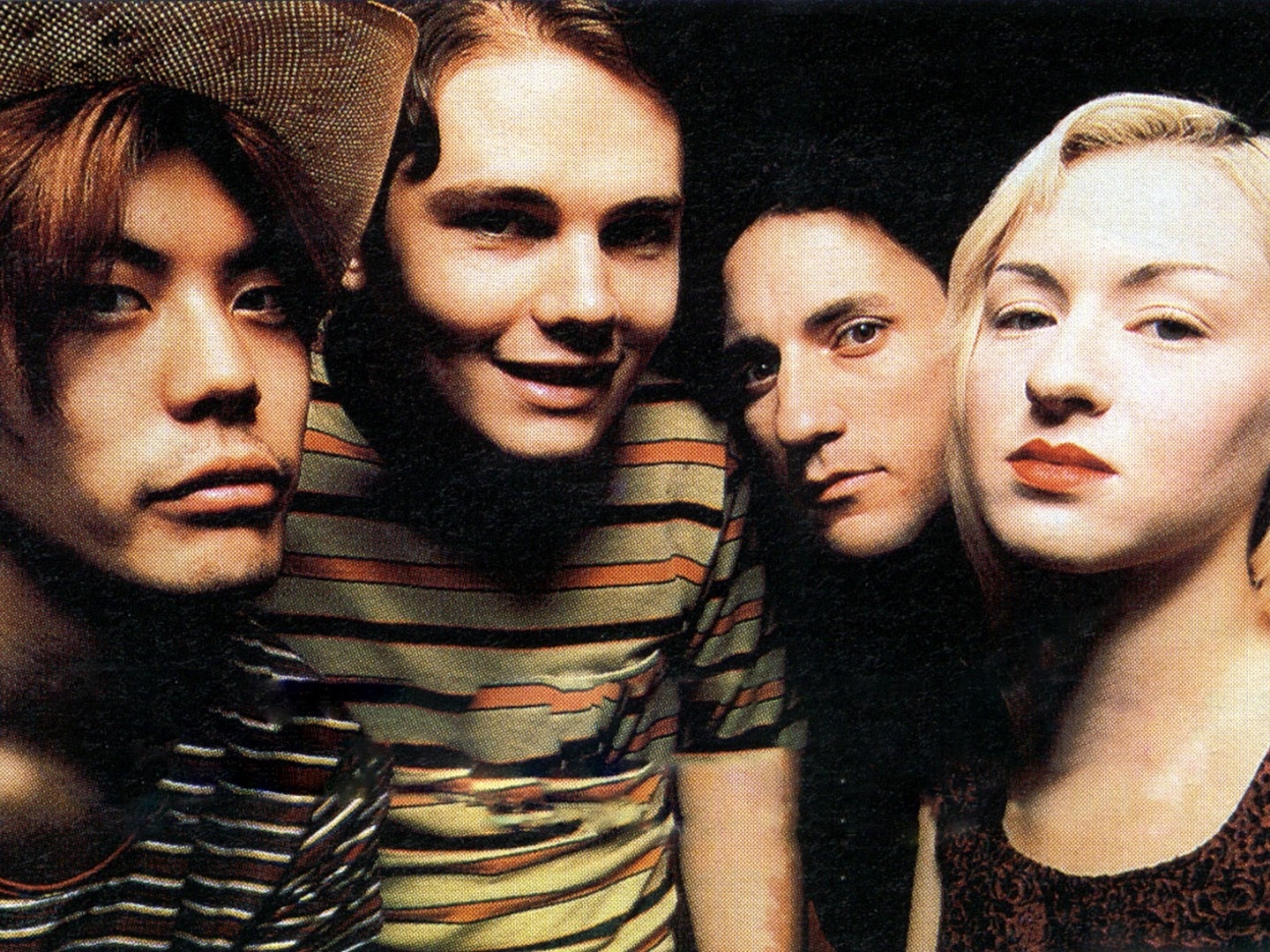 Billy Corgan x James Iha e D'arcy Wretzky (Smashing Pumpkins) - Divulgação