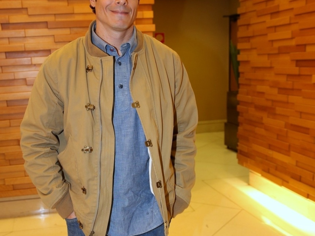 14.abr.2014 - O ator Felipe Folgosi assiste à pré-estreia do filme 