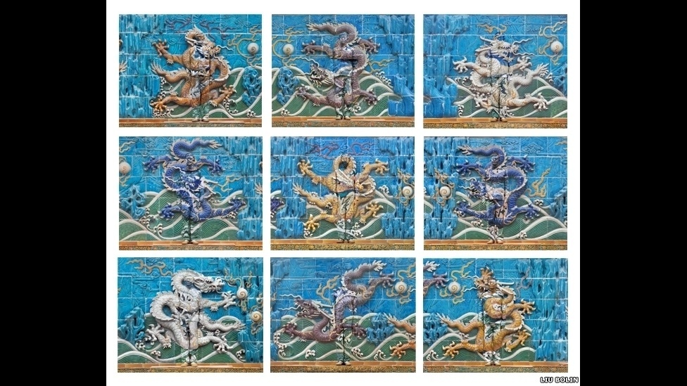 se camufla em meio às paisagens que deseja retratar, desde prateleiras de supermercado a estantes de biblioteca - ©Liu Bolin/Scream Gallery